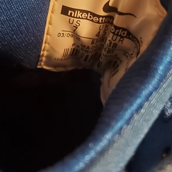 Nike Air Huarache Blue and white - Picture 7 of 13